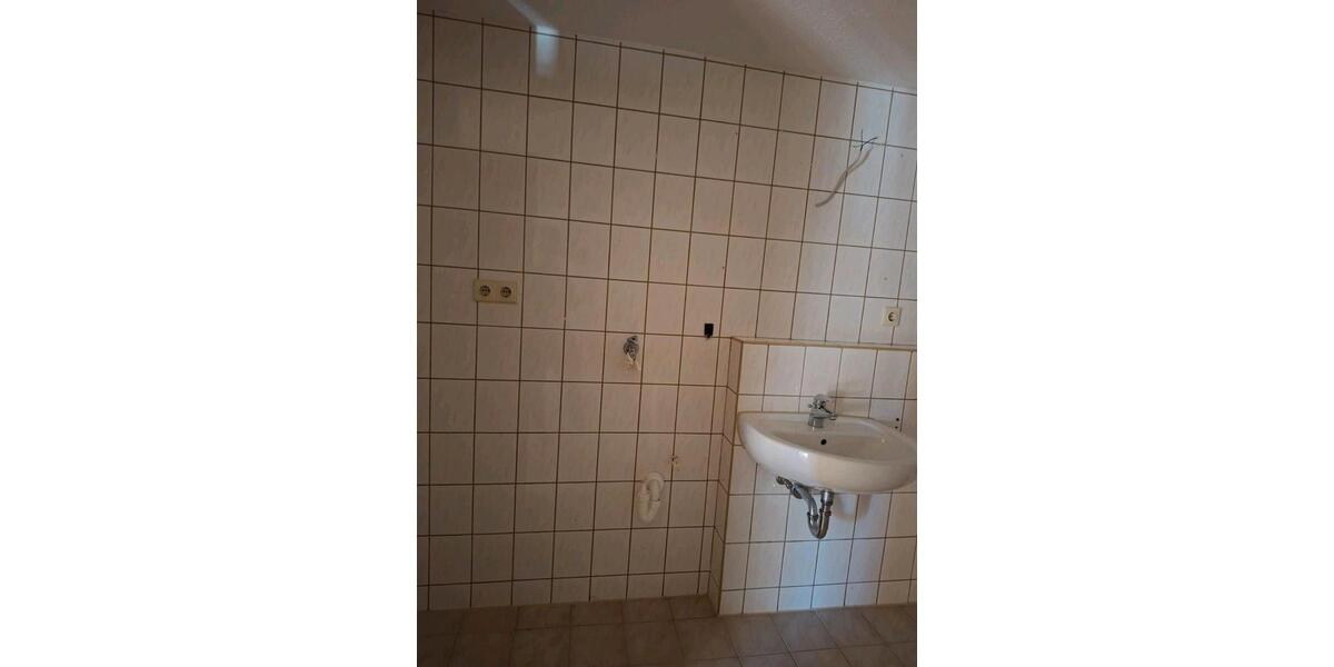 Etagenwohnung Dippoldiswalde - 4 Zimmer, 82 m&sup2;, 600&euro; | Angebot:26105046