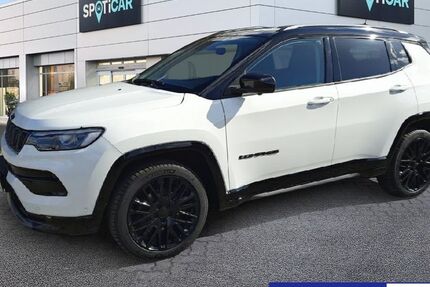 Jeep Compass 41.575 km 21.930 &euro; Heidenau 01809
