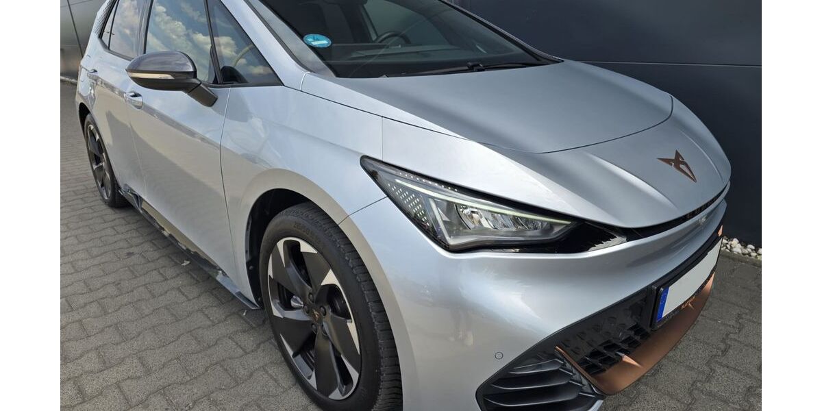 Cupra Born 26.300 km 22.490 &euro; Radebeul 01445