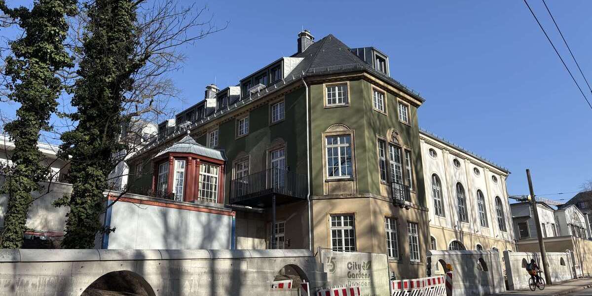 Etagenwohnung Dresden Loschwitz - 3.5 Zimmer, 117 m&sup2;, 1.990&euro; | Angebot:25561412