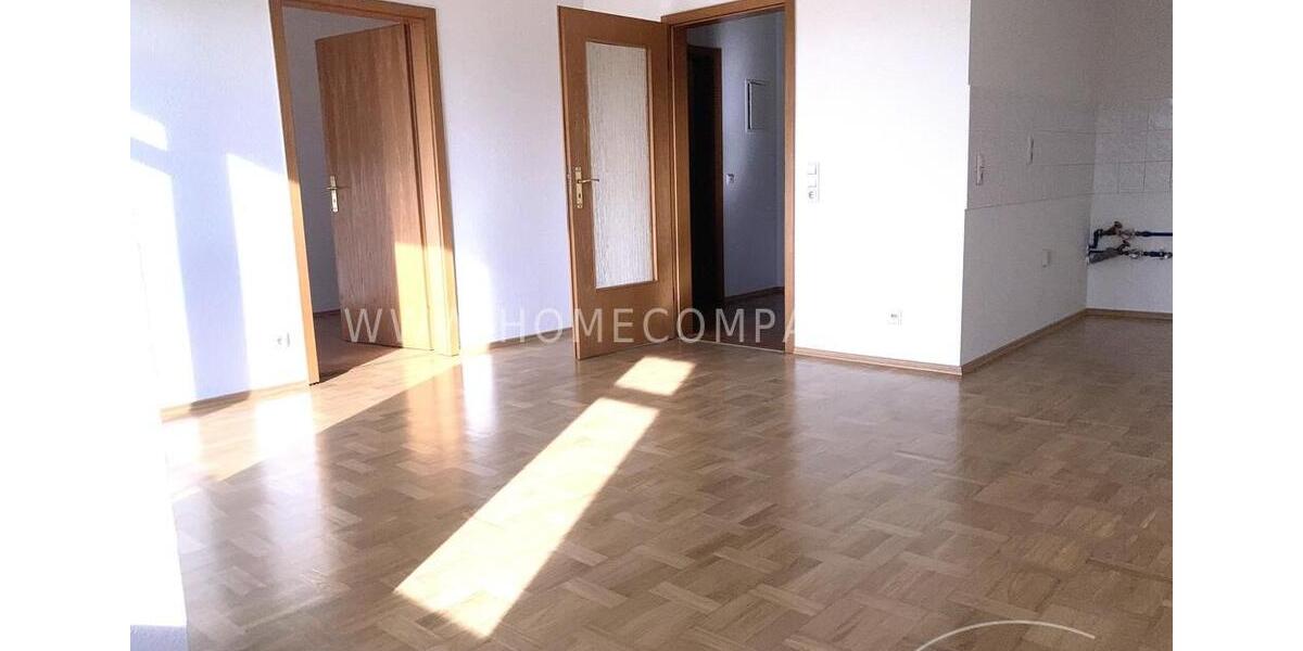 Dachgeschoßwohnung Dresden Leuben - 2 Zimmer, 45 m&sup2;, 450&euro; | Angebot:25825388