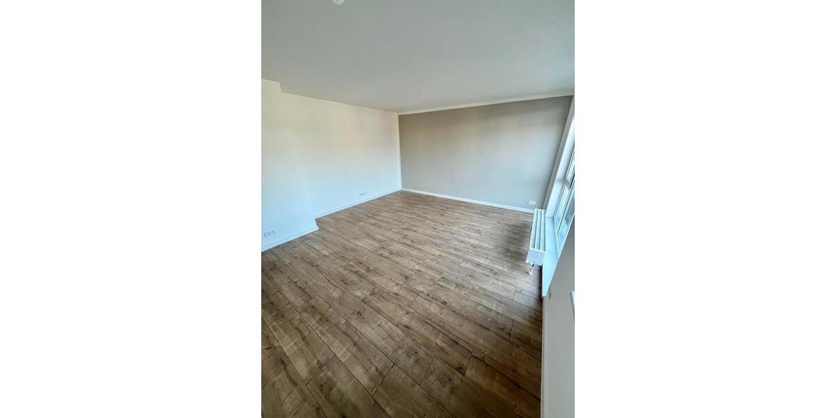 Etagenwohnung Dresden Prohlis - 2 Zimmer, 54 m&sup2;, 670&euro; | Angebot:26283424