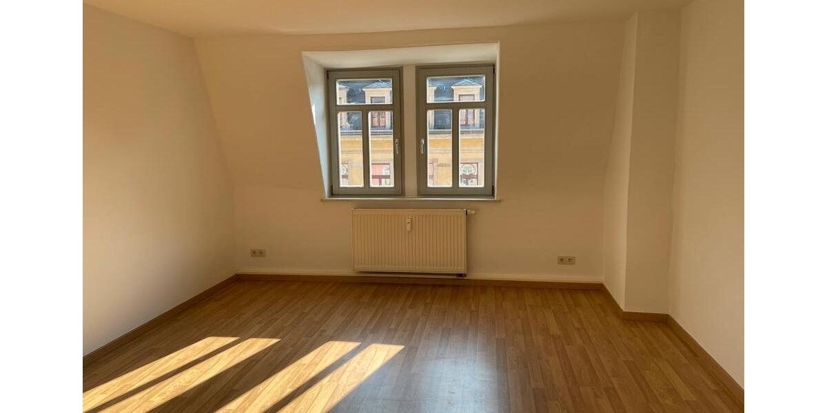 Dachgeschoßwohnung Dresden Neustadt - 3 Zimmer, 79 m&sup2;, 745&euro; | Angebot:25751102