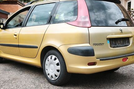 Peugeot 206 118.500 km 2.290 &euro; Freital 01705