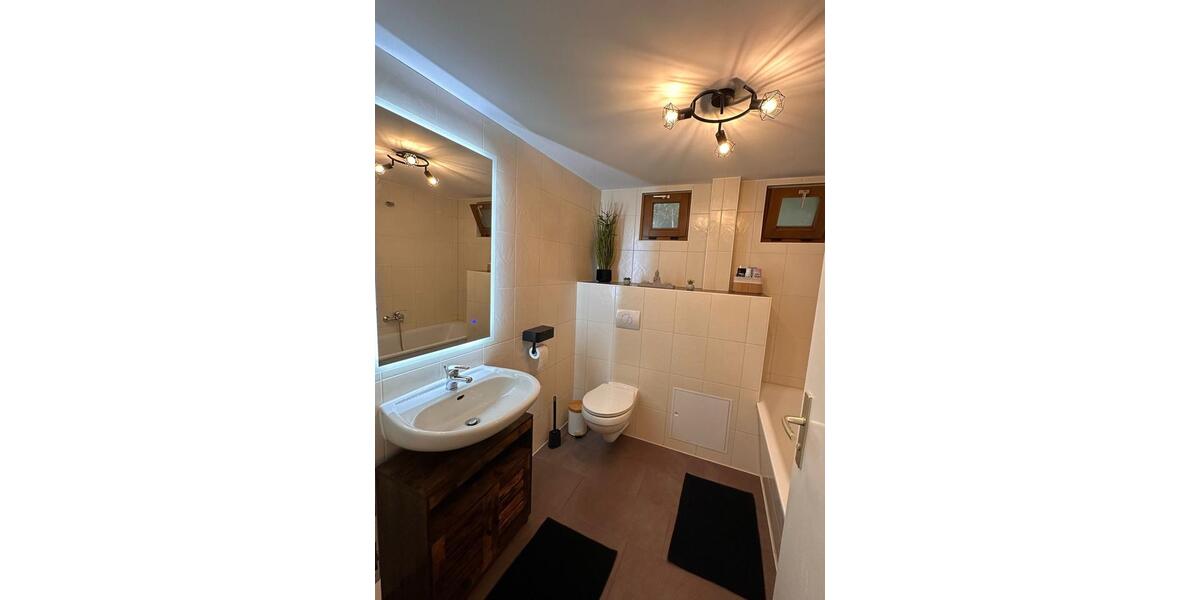 Voll eingerichtete Wohnung mit Garten 2 zimmer