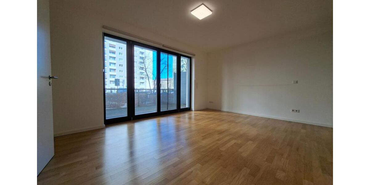 Etagenwohnung Dresden Plauen - 4 Zimmer, 165 m&sup2;, 2.235&euro; | Angebot:25054412