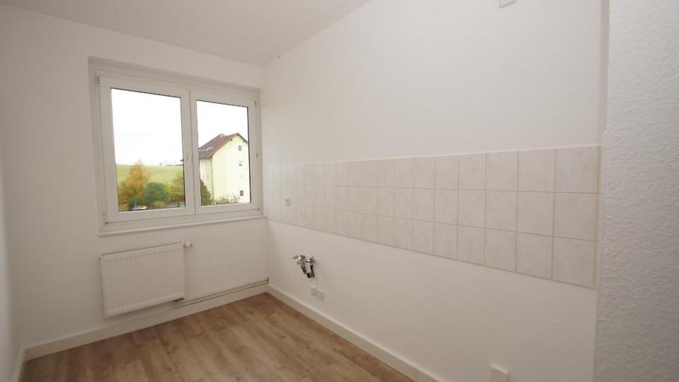 Etagenwohnung Dippoldiswalde - 3 Zimmer, 59 m&sup2;, 334&euro; | Angebot:26130446