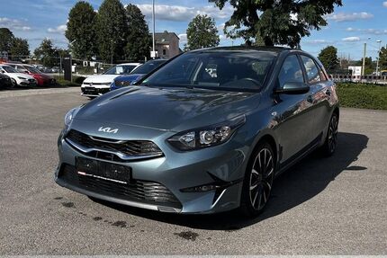 Kia ceed / Ceed 38.000 km 13.999 &euro; Dresden 01157