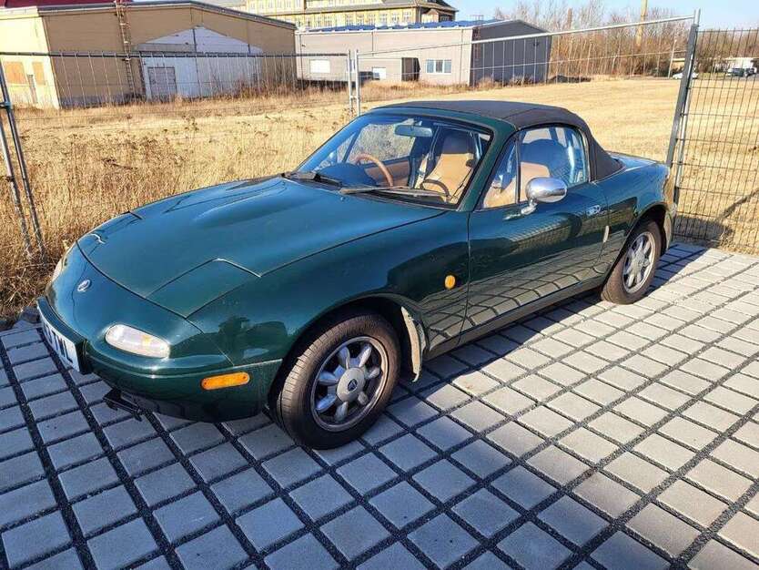 Mazda MX-5 155.000 km 7.500 € Weinböhla 01689