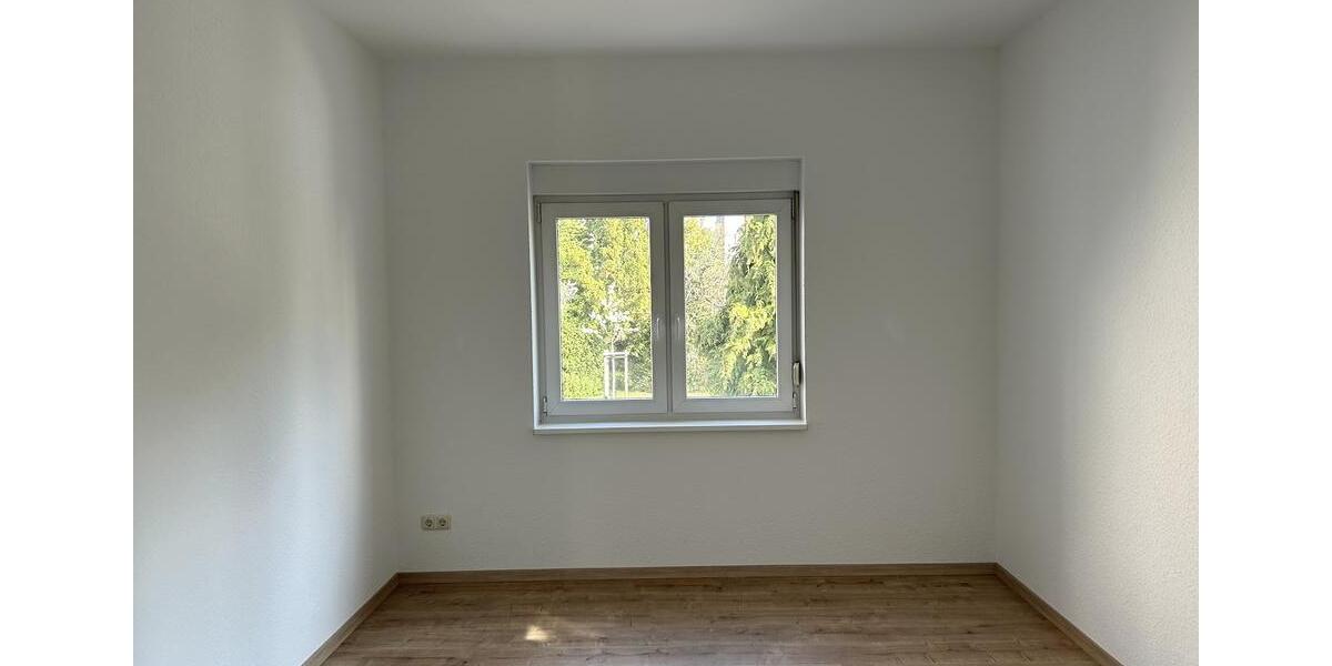 Etagenwohnung Dresden Prohlis - 3 Zimmer, 71 m&sup2;, 539&euro; | Angebot:26367403
