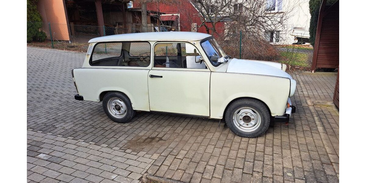Trabant 601 9.930 km 3.500 &euro; Klingenberg 01774