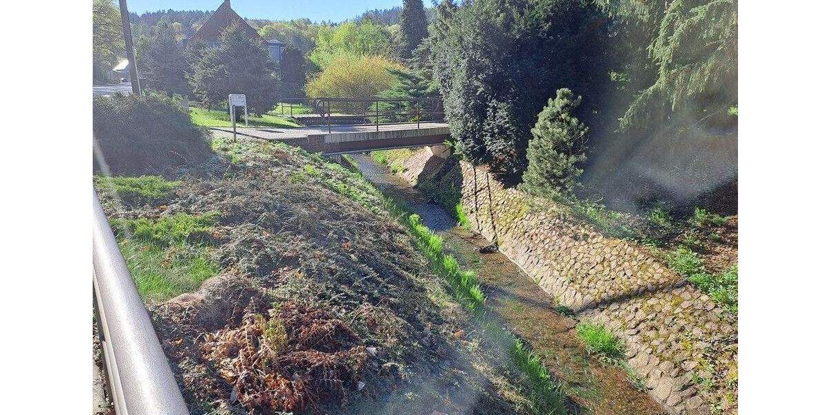 Etagenwohnung Freital - 2 Zimmer, 61 m&sup2;, 129.000&euro; | Angebot:25708324