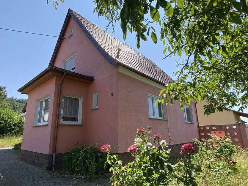 Haus zum Kaufen in Nieschütz 268.000 € 106.27 m²