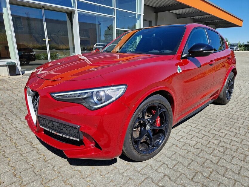 Stelvio Quadrifoglio Q4