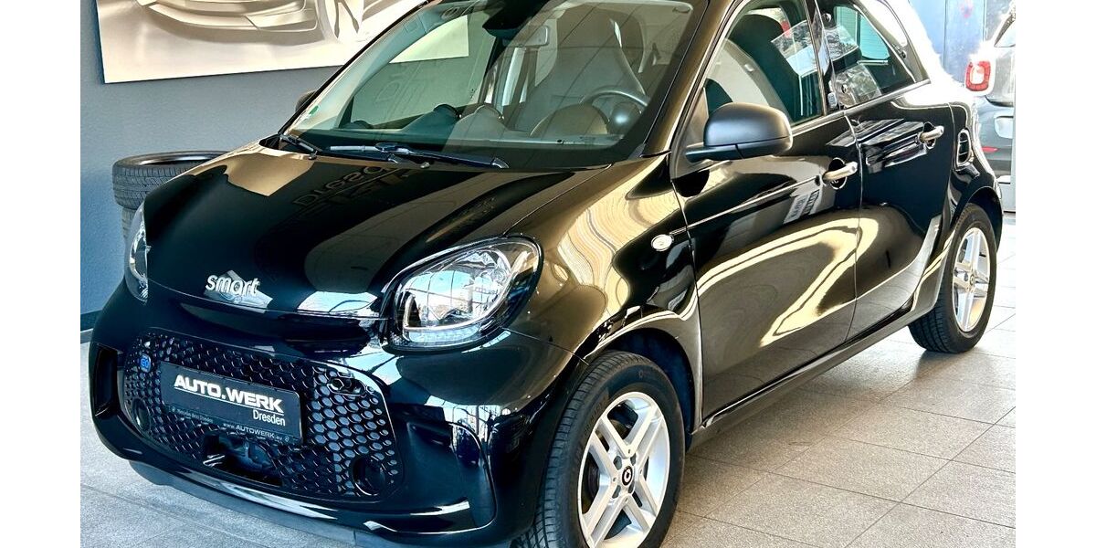 Smart ForFour 25.256 km 11.800 &euro; Dresden 01277