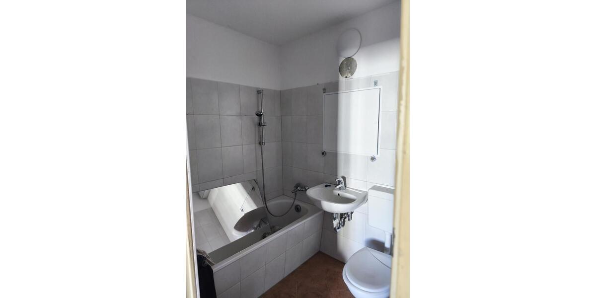 Etagenwohnung Dresden Prohlis - 3 Zimmer, 64 m&sup2;, 570&euro; | Angebot:26364503