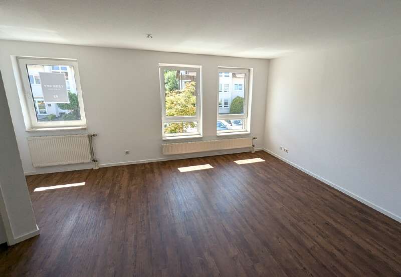 Wohnung zum Kaufen in Possendorf 125.000 € 58.53 m²