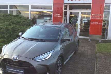 Toyota Yaris 22.600 km 18.490 &euro; Dresden 01259