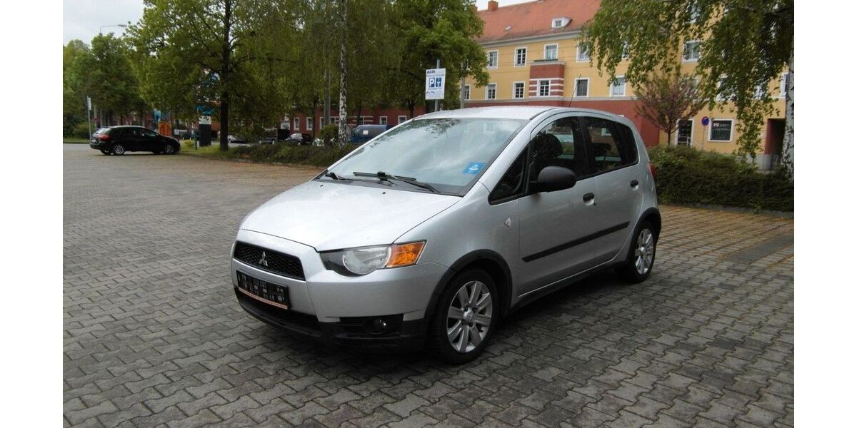 Mitsubishi Colt 186.571 km 2.999 € Dresden 01237