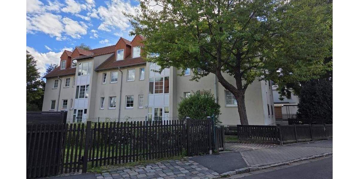 Charmante Mansardenwohnung in schöner Lage in Dresden-Cotta! 2 zimmer