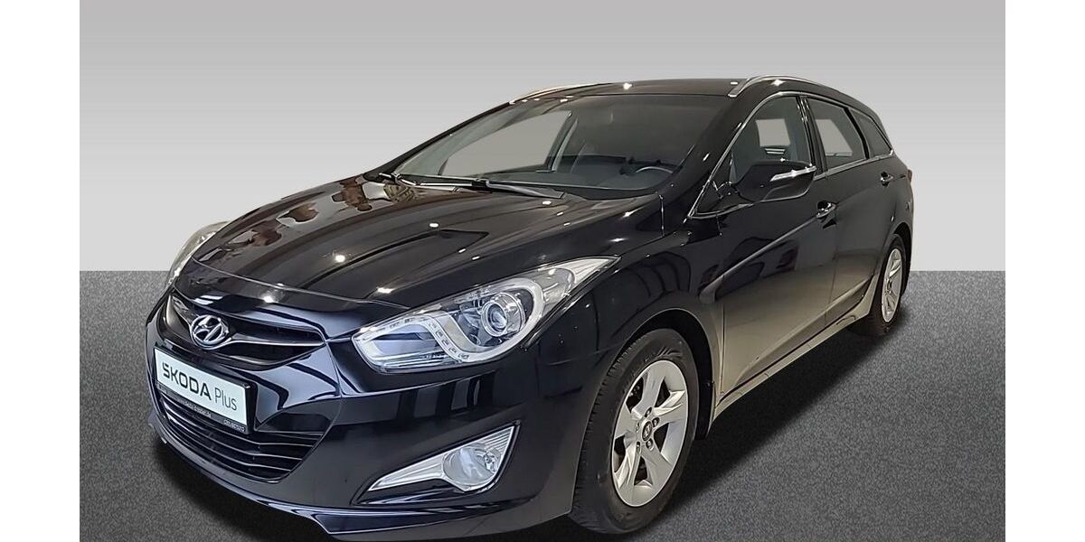 Hyundai i40 126.000 km 9.490 &euro; Dresden 01067