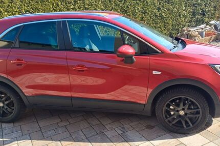 Opel Crossland (X) 34.916 km 14.200 &euro; Freital 01705