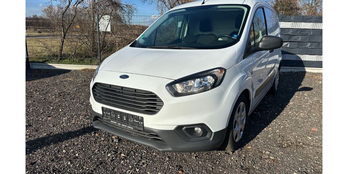 Ford Transit 181.857 km 4.599 &euro; Radeburg 01471