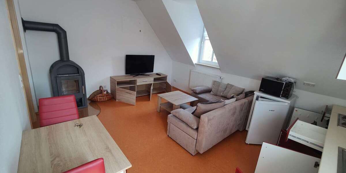 Etagenwohnung Pirna - 1 Zimmer, 30 m&sup2;, 215&euro; | Angebot:26950447