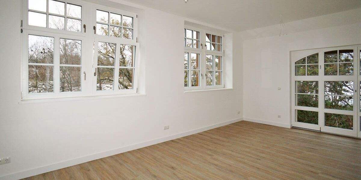 Etagenwohnung Freital / Saalhausen Saalhausen - 4 Zimmer, 123 m&sup2;, 1.250&euro; | Angebot:24685811