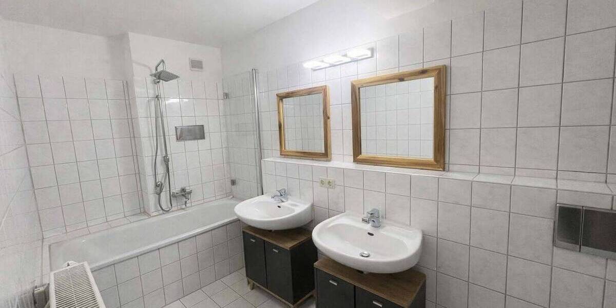 Etagenwohnung Dresden Briesnitz - 3 Zimmer, 82 m&sup2;, 220.000&euro; | Angebot:26258884