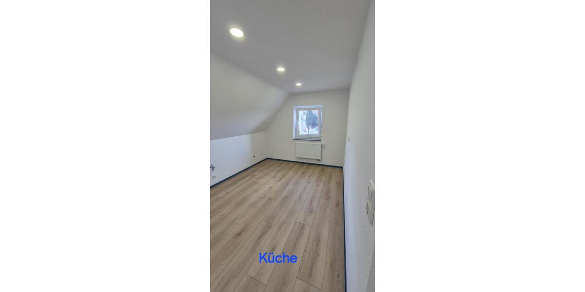 Dachgeschoßwohnung Stolpen - 2 Zimmer, 45 m&sup2;, 370&euro; | Angebot:25648421