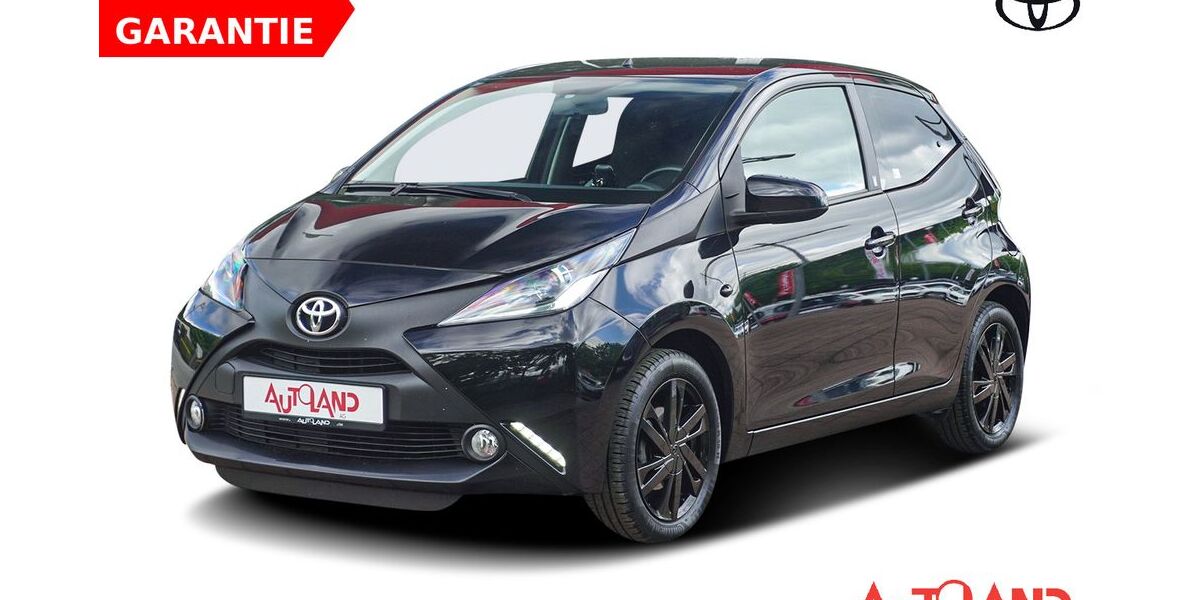 Toyota Aygo (X) 59.274 km 11.990 &euro; Dresden 01239