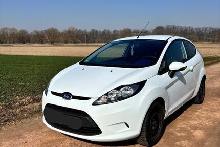 Ford Fiesta 117.000 km 3.100 € Dresden 01067