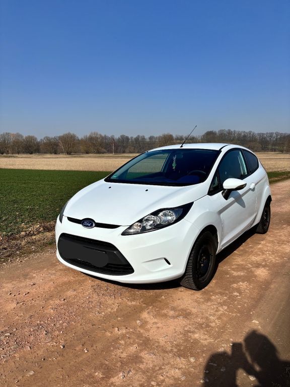 Ford Fiesta 117.000 km 3.100 € Dresden 01067