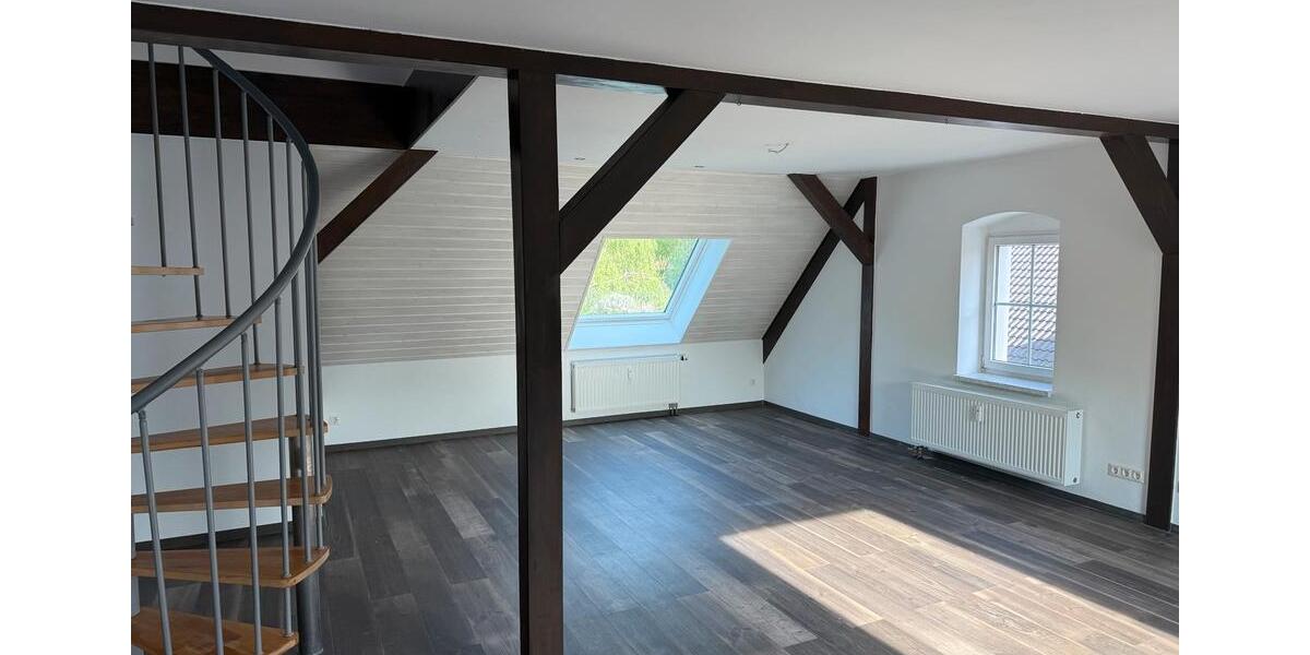Dachgeschoßwohnung Königsbrück - 3 Zimmer, 100 m&sup2;, 680&euro; | Angebot:26445147