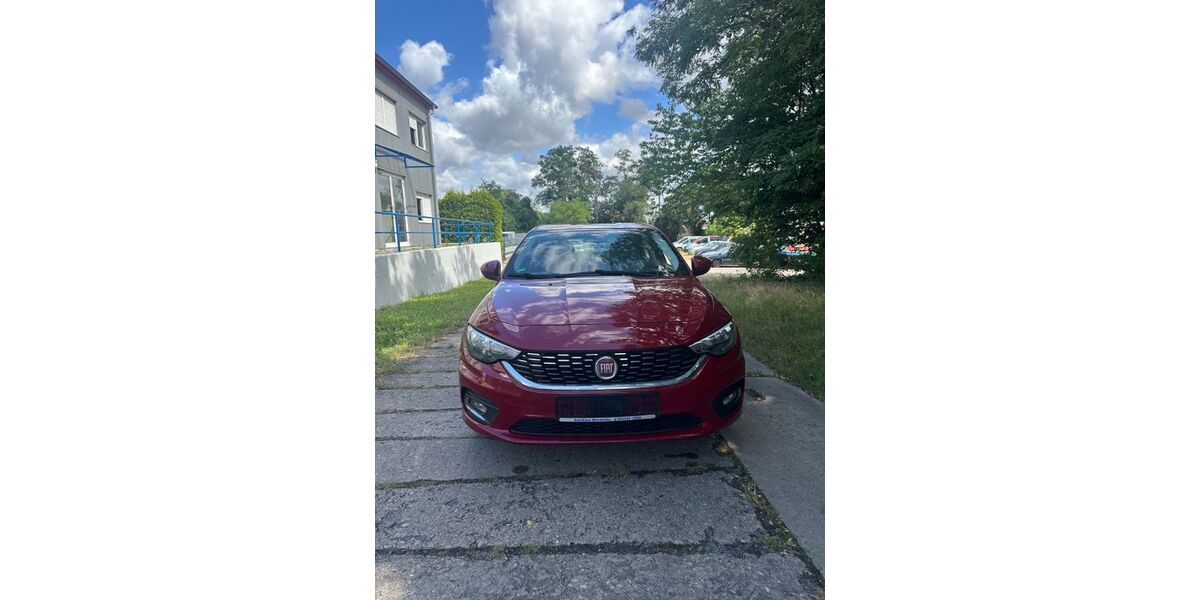 Fiat Tipo 58.996 km 8.500 &euro; Dresden 01159