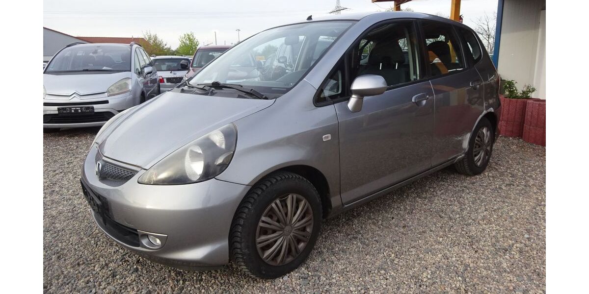 Honda Jazz 227.000 km 1.100 &euro; Dresden 01219