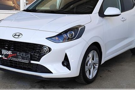 Hyundai i10 14.500 km 14.469 &euro; Dresden 01157