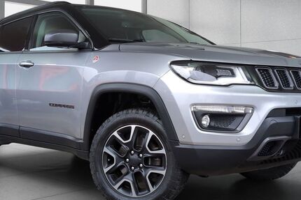 Jeep Compass 182.311 km 10.990 &euro; Dresden 01257