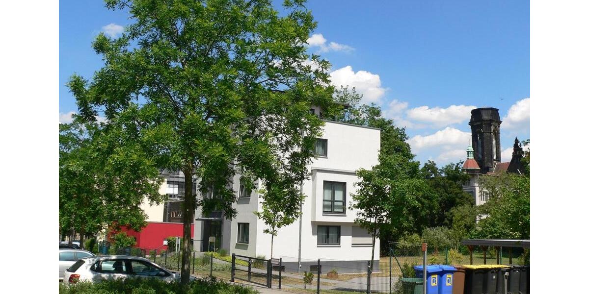 Dachgeschoßwohnung Dresden Plauen - 2 Zimmer, 80 m&sup2;, 687&euro; | Angebot:25224729