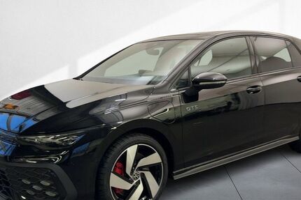 VW Golf 4.456 km 46.890 &euro; Dresden 01169