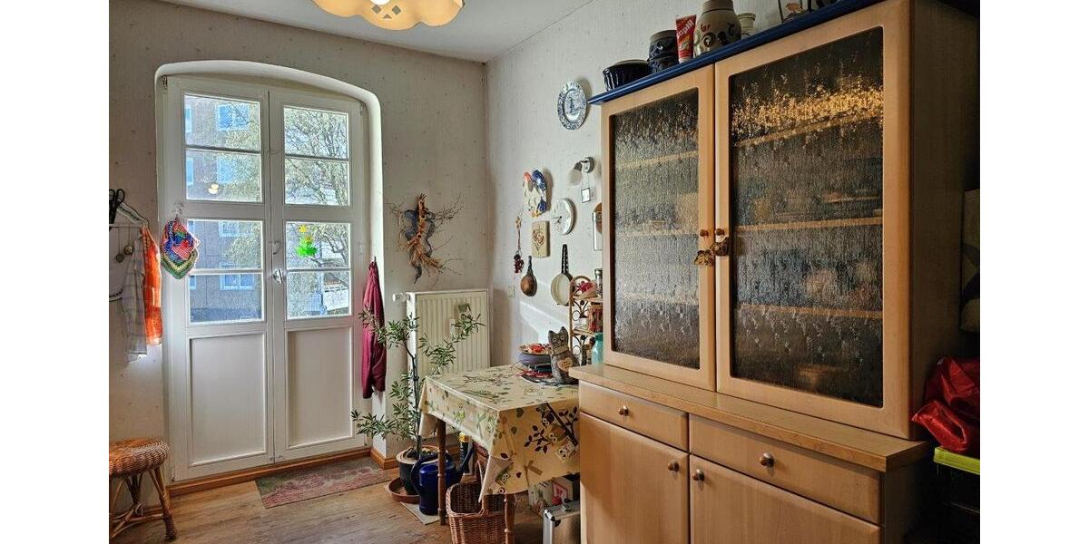 Etagenwohnung Dresden Klotzsche - 2 Zimmer, 107 m&sup2;, 700&euro; | Angebot:26021813