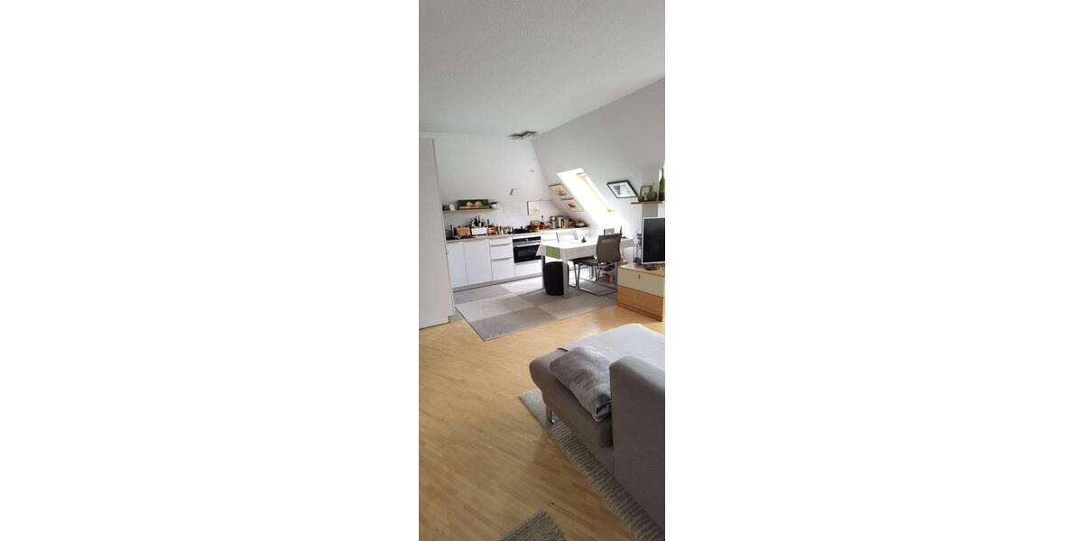 Dachgeschoßwohnung Dresden Loschwitz - 2 Zimmer, 56 m&sup2;, 850&euro; | Angebot:26445796