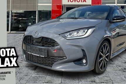 Toyota Yaris 5.996 km 27.990 &euro; Dresden 01139