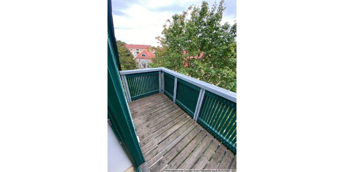 3 Zimmer - Dachgeschosswohnung mit Balkon in Radebeul!! 3 zimmer