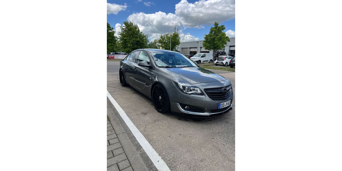 Opel Insignia 153.000 km 10.300 &euro; Dresden 01127