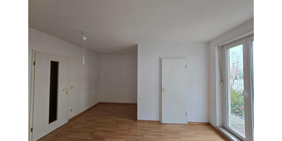 Terrassenwohnung Dresden Cotta - 2 Zimmer, 44 m&sup2;, 428&euro; | Angebot:26459478