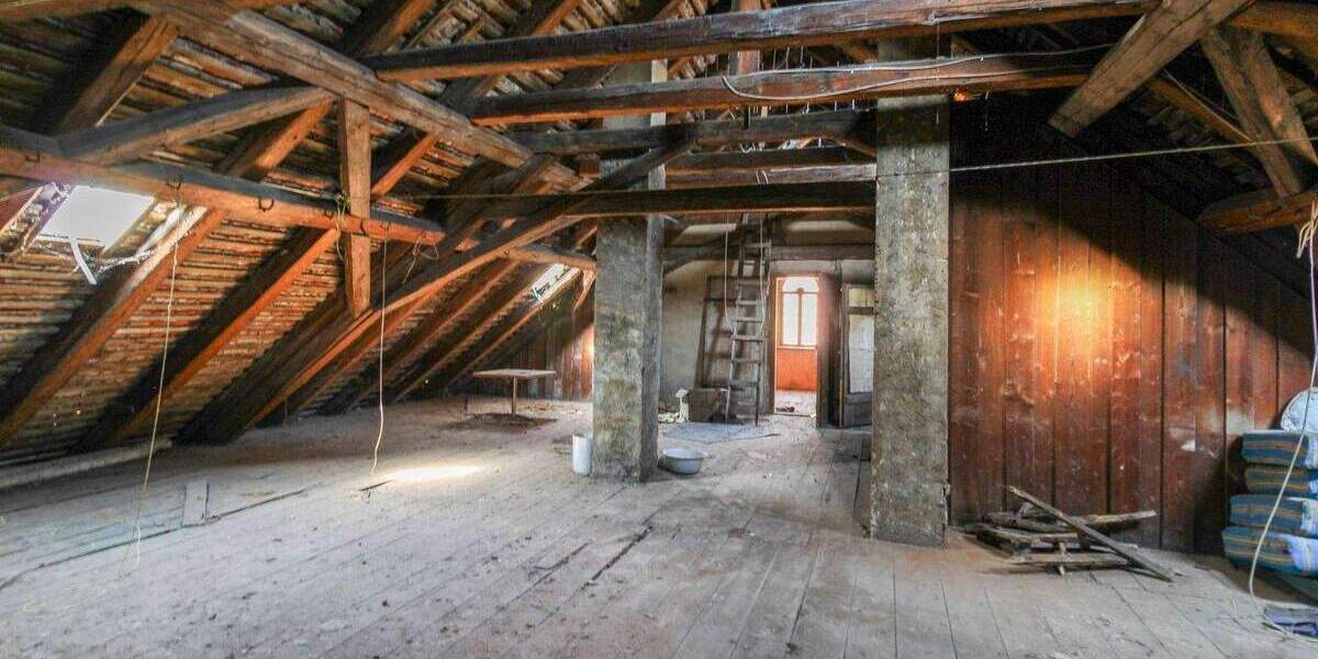 Mehrfamilienhaus, Wohnhaus Klipphausen Gauernitz - 8 Zimmer, 159.000&euro; | Angebot:25802735