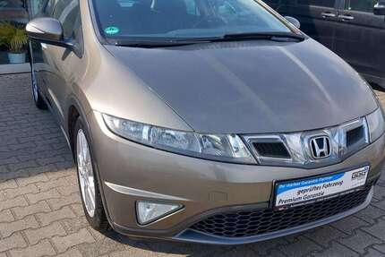 Honda Civic 61.500 km 7.990 &euro; Großröhrsdorf OT Bretnig 01900