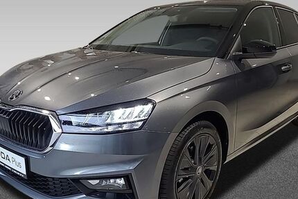 Skoda Fabia 5.366 km 22.540 &euro; Dresden 01067